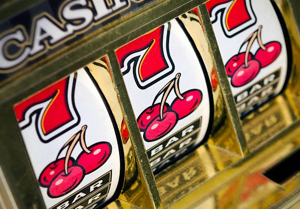 jet234 slot live dealer table with multilingual dealer and betting interface